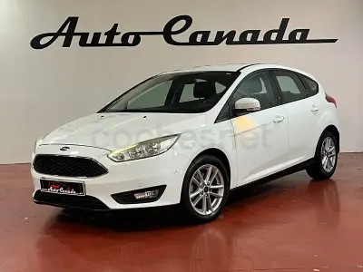 Usado Ford Focus Trend 125 CV (91 kW) 2017 Blanco Berlina