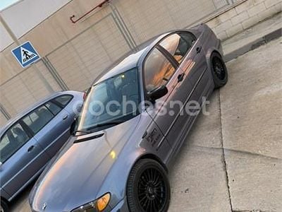 Gris / plata Usado 2002 BMW 320 Berlina | 3800 € (Precio justo)