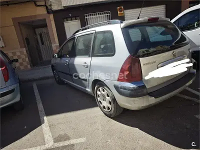 Usado Peugeot 307 90 CV (66 kW) 2006 Gris / plata Familiar