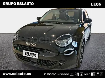 Nuevo Fiat 600 Pop 110 CV (80 kW) 2025 Negro SUV