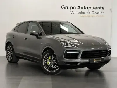 Usado Porsche Cayenne E-Hybrid 462 CV (339 kW) 2022 Gris SUV