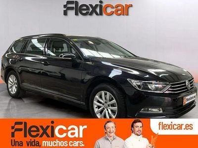 Usado VW Passat Advance 120 CV (88 kW) 2018 Negro Familiar
