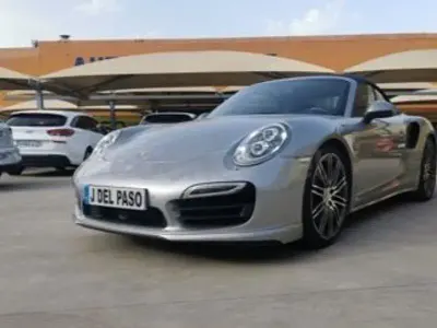 Usado Porsche 911 Turbo Cabriolet 520 CV (382 kW) 2013 Gris / plata Descapotable