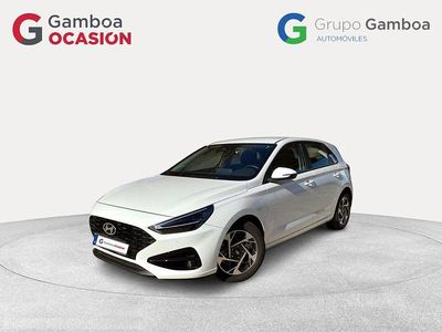Usado Hyundai i30 120 CV (88 kW) 2024 Blanco Berlina