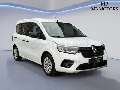 Usado Renault Kangoo Equilibre 95 CV (69 kW) 2022 Blanco Monovolumen
