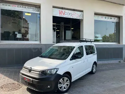 Usado VW Caddy 122 CV (89 kW) 2021 Blanco Monovolumen