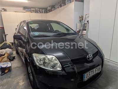 Usado Toyota Auris Luna 124 CV (91 kW) 2007 Negro Berlina
