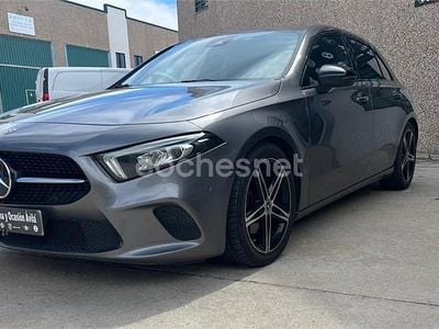 Usado Mercedes A200 150 CV (110 kW) 2020 Gris / plata Berlina