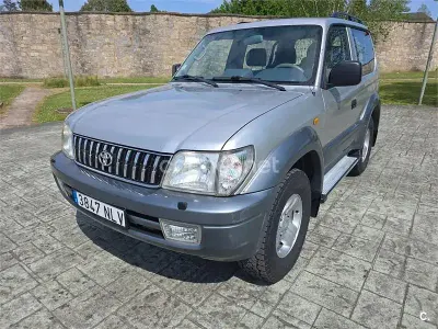 Usado Toyota Land Cruiser 163 CV (119 kW) 2001 Gris / plata SUV
