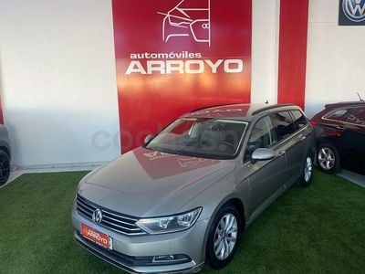 Usado VW Passat Advance 120 CV (88 kW) 2015 Gris / plata Familiar