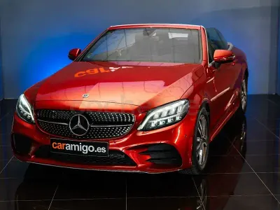 Używany Mercedes C200 184 KM (135 kW) 2019 Czerwony Kabriolet