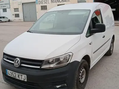 Usado VW Caddy Edition 131 CV (96 kW) 2019 Blanco Monovolumen