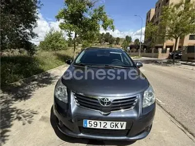 Käytetty Toyota Avensis Active 147 HP (108 kW) 2009 Sininen Farmari