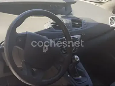 Begagnad Renault Scénic III