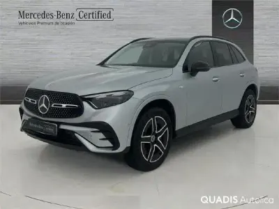 Usado Mercedes GLC300e 313 CV (230 kW) 2025 Plata hightech