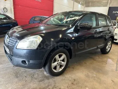 Usado Nissan Qashqai Acenta 140 CV (102 kW) 2008 Negro SUV
