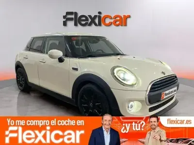 Usado Mini ONE 102 CV (75 kW) 2019 Beige Utilitario
