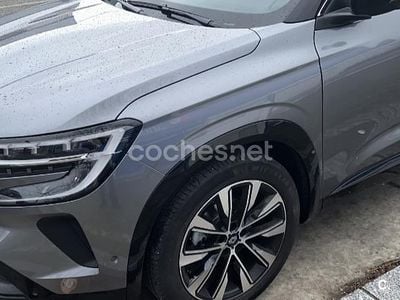 Gris / plata Usado 2024 Renault Austral Techno SUV | 26.490 € (Buen precio)