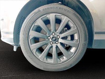 Usado Land Rover Range Rover Velar SE Dynamic 300 CV (220 kW) 2020 Marrón metalizado SUV