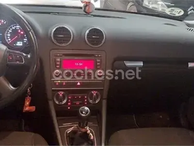 Usado Audi A3 Ambiente 105 CV (77 kW) 2013 Negro Berlina
