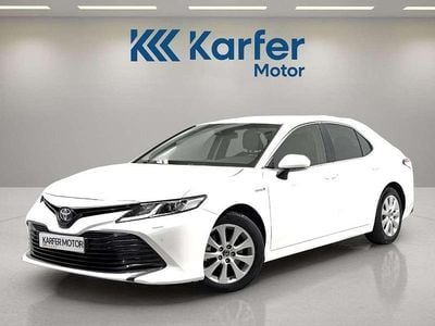 Blanco Usado 2020 Toyota Camry Business Edition Berlina | 23.490 € (Precio justo)
