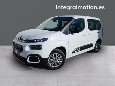 Usado Citroën Berlingo Feel 102 CV (75 kW) 2022 Blanco Monovolumen