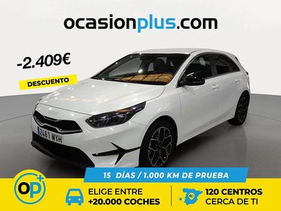 Usado Kia Ceed Edition 7 100 CV (73 kW) 2025 Blanco Utilitario