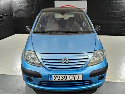 Usado Citroën C3 92 CV (67 kW) 2004 Azul Berlina