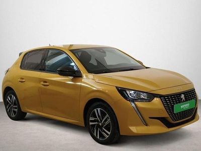 Begagnad Peugeot 208 Allure 100 HK (73 kW) 2023 Gul Halvkombi