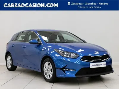 Usado Kia Ceed 100 CV (73 kW) 2023 Azul Utilitario