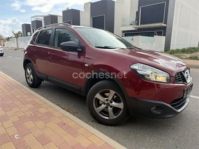 Usado Nissan Qashqai Tekna 130 CV (95 kW) 2013 Granate SUV