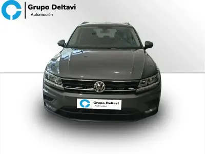 Usado VW Tiguan Life 130 CV (95 kW) 2020 Gris / plata SUV