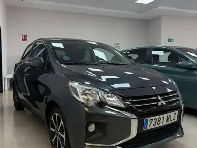 Usado Mitsubishi Space Star 71 CV (52 kW) 2023 Gris Utilitario
