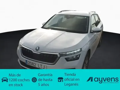 Usado Skoda Kamiq Ambition 110 CV (80 kW) 2021 Blanco SUV