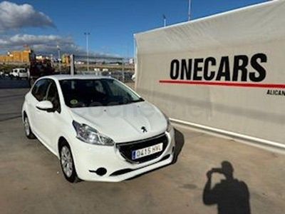 Usado Peugeot 208 Active 92 CV (67 kW) 2014 Blanco Utilitario