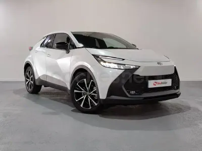 Usado Toyota C-HR Advance 140 CV (102 kW) 2024 Blanco SUV