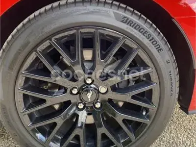 Usado Ford Mustang GT 450 CV (330 kW) 2018 Rojo Descapotable