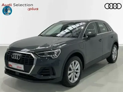 Usado Audi Q3 Advanced Plus 245 CV (180 kW) 2021 Gris SUV