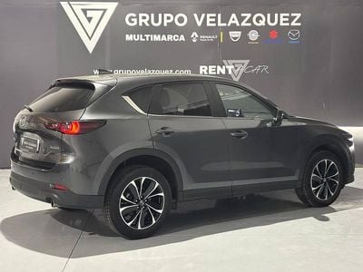 Gris Usado 2024 Mazda CX-5 Center-Line SUV | 32.490 € (Precio justo)