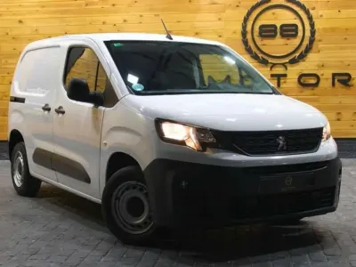 Usado Peugeot Partner 102 CV (75 kW) 2021 Blanco Monovolumen