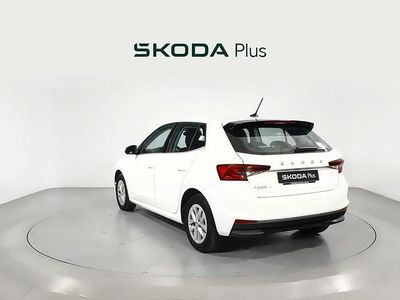 Usado Skoda Fabia Ambition 95 CV (69 kW) 2023 Blanco Berlina