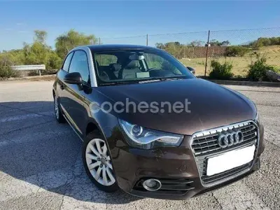 Usado Audi A1 Ambition 90 CV (66 kW) 2013 Marrón Utilitario