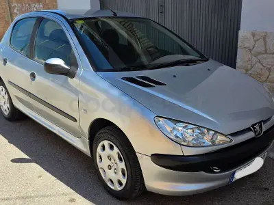 Begagnad Peugeot 206
