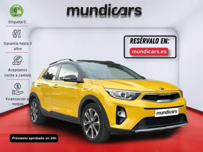 Usado Kia Stonic 110 CV (80 kW) 2018 Amarillo SUV