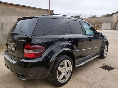 Usado Mercedes ML63 AMG AMG 510 CV (375 kW) 2006 Negro SUV