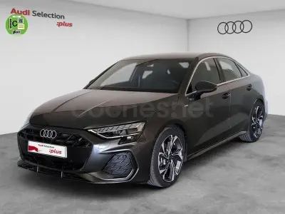 Usado Audi A3 S-Line 150 CV (110 kW) 2025 Gris / plata Berlina