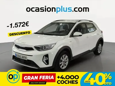 Usado Kia Stonic 79 CV (58 kW) 2025 Blanco SUV