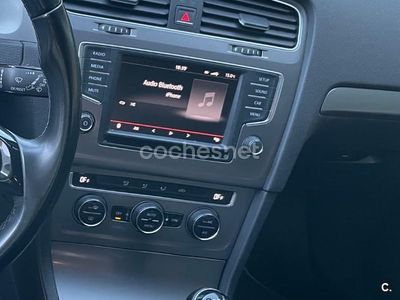 Blanco Usado 2016 VW Golf VII Business Berlina | 9500 € (Precio justo)