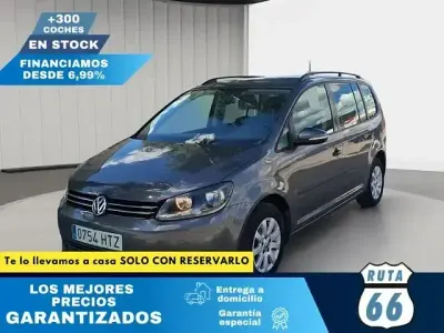 Begagnad VW Touran Edition 105 HK (77 kW) 2013 Grå Minibuss