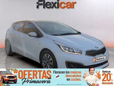 Usado Kia Ceed 100 CV (73 kW) 2018 Blanco Utilitario